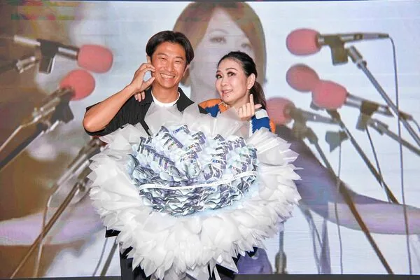 ▲▼   張秀卿演唱會慶功  。（圖／名人演藝提供）