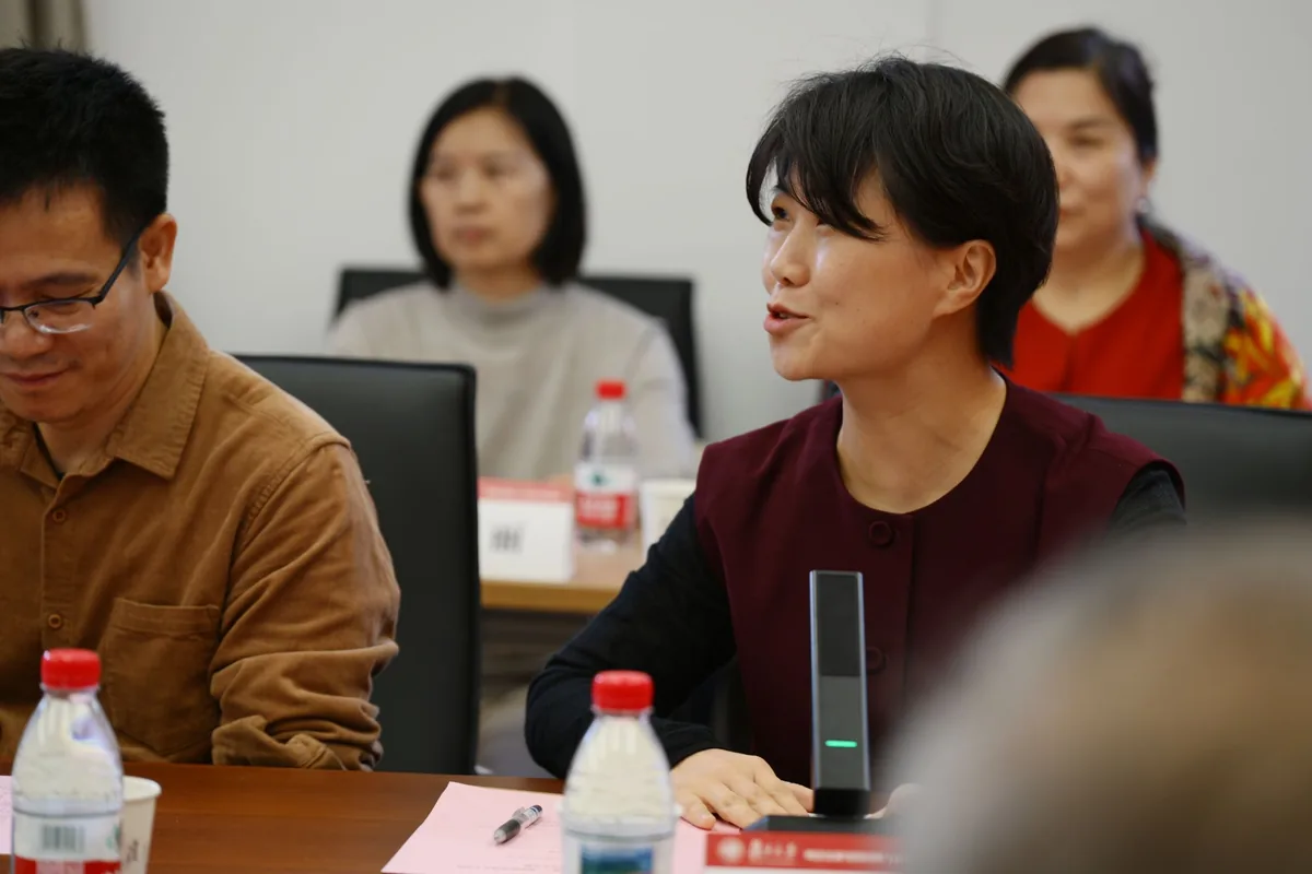 明清史研究的回顾与前瞻——复旦大学历史学系举办樊树志教授九十华诞学术座谈会 1 029e5e9bbc81b0904bef7dc74ec1f09cb1cdb5cb9cb77e64f205e10137e66722 article