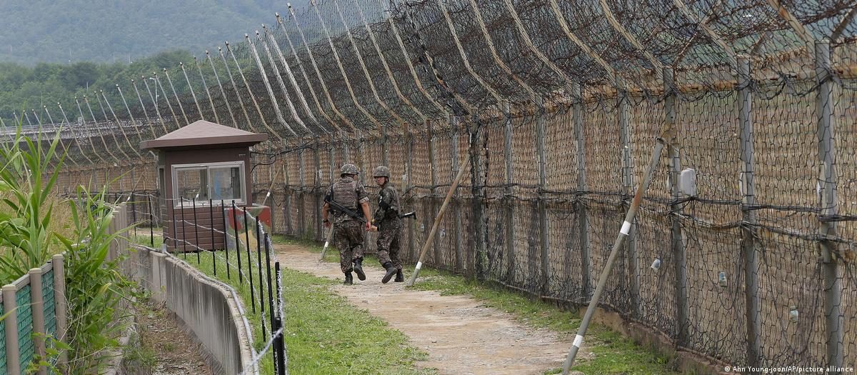 韩国士兵在三八停火线巡逻。（资料图）