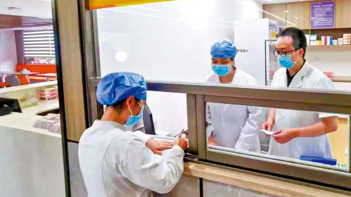 港澳药械通|内地首采用177Lu核素疗法 西班牙直送广州救罕见病 1 「港澳藥械通」藥房。(微信公眾號@中央政府駐港聯絡辦)