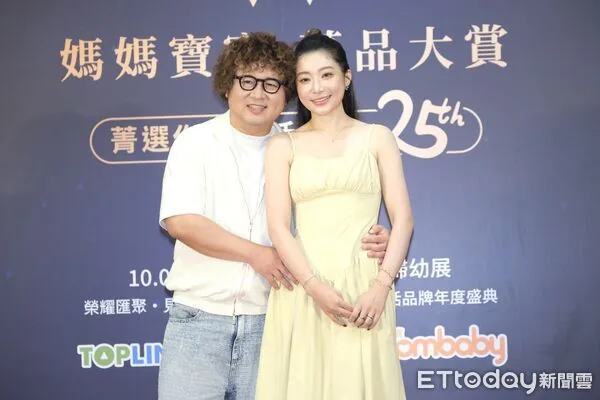 依依曝产后失禁!上围激增自嘲「像乳牛」 纳豆超暖反应曝光 3 ▲▼ 納豆&依依《媽媽寶寶》菁品大賞 。(圖/記者徐文彬攝)
