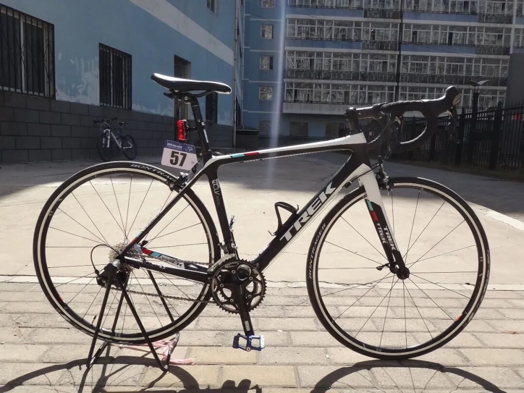 最值得买的顶级公路车?TREK 八代 Madone 评测 2 0dcce14fd07ab487503e493eaf94a0f1d0d71bbbefc195de4f7f7c34e0e0a01a article
