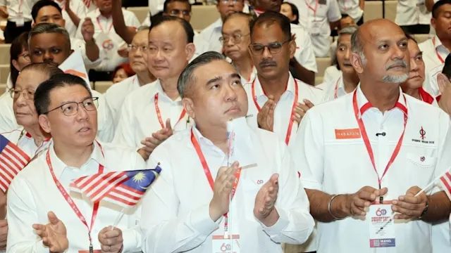 民行党1857票对242票续留团结政府 分析:现实妥协非真心合作 4 马国媒体:民行党代表决定继续留守团结政府
