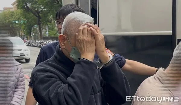 ▲▼             藝人夏于喬的父親夏世紘涉嫌吸金，遭判刑2年4月，今天到北檢報到發監執行。（圖／記者劉昌松攝）