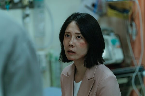 黄迪扬黑化成大魔王!PTSD抓狂家暴蔡亘晏 掐脖狂殴惊悚画面曝光 9 ▲《成名在望》將播出第9、10集,劇情迎來更驚悚的轉折。(圖/瀚草影視提供)