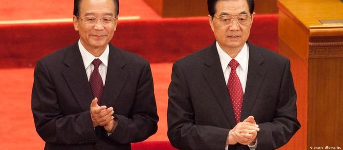 2011年7月1日，温家宝和胡锦涛在中国共产党成立90周年大会上
