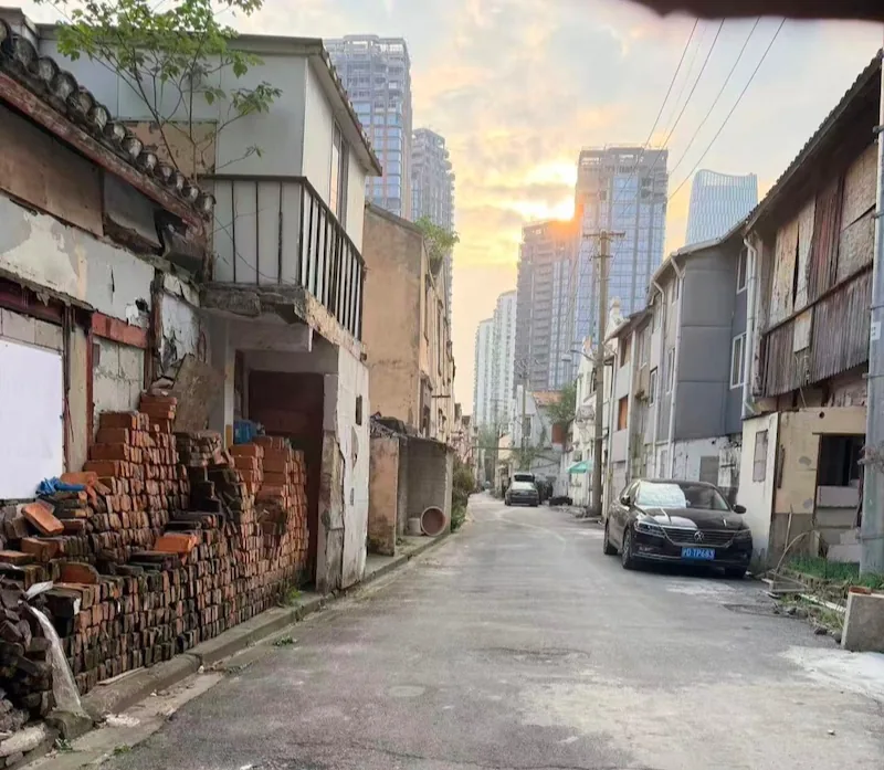 对话|丁枫:“沪派江南”的中心是老城厢 20 1d565df1fa2bd9dfce8956869383d9a15269914667cbb2ba2d77983bc5f0c8ee article
