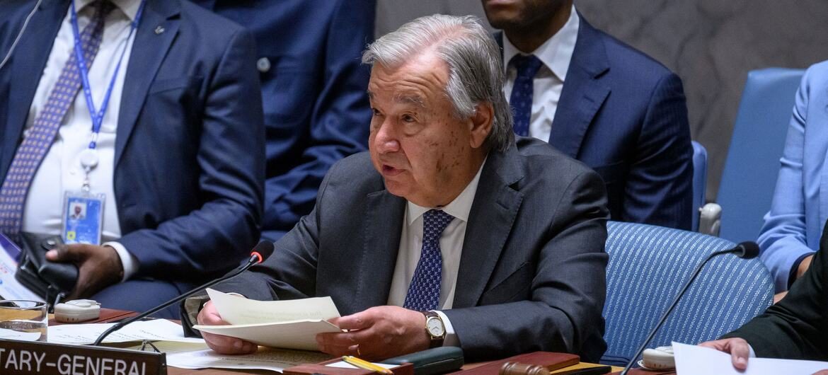 古特雷斯:2025年全球2.66亿人陷粮食危机 苏丹加沙现双饥荒 1 联合国秘书长安东尼奥·古特雷斯在纽约举行的联合国安理会会议上发表讲话。