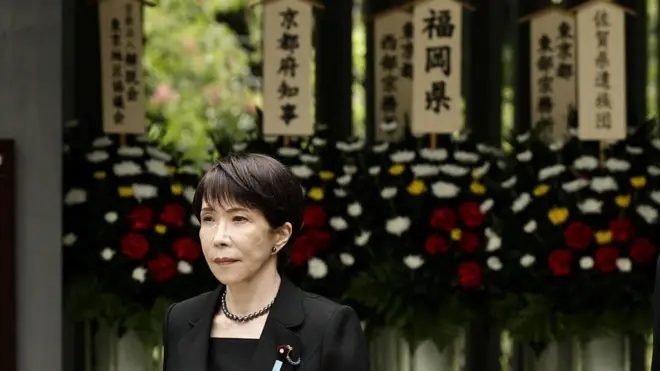 30州诉Meta索赔超1兆美元 或改写脸书Ins运营方式 3 2026年8月15日,在日本於第二次世界大戰投降81週年之際,日本首相高市早苗在東京的千鳥淵戰歿者墓苑獻花。