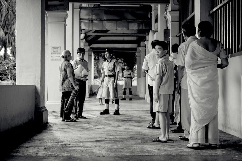 童年走私编故事练成导演 廖克发:台湾自由让我创作 2 馬來西亞出生、移居台灣的導演廖克發,以家庭記憶與自身生命經驗為靈感拍攝劇情長片「人生海海」,透過一個家庭跨越數個世代的故事,觸及宗教、族群與馬來西亞社會歷史。該片獲選第9屆柏林台灣影展開幕片。(柏林台灣影展提供)中央社記者林尚縈柏林傳真 115年9月30日