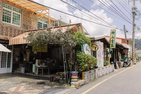 ▲▼屏東霧台神山部落、魯凱族石板屋聚落與在地景點美食一日遊。（圖／《黑皮的旅遊筆記》授權提供）