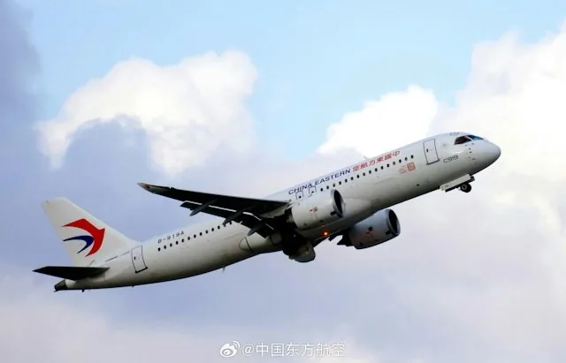 該網民還透露，事發於合肥至大連的東航航班上。（中國東方航空）