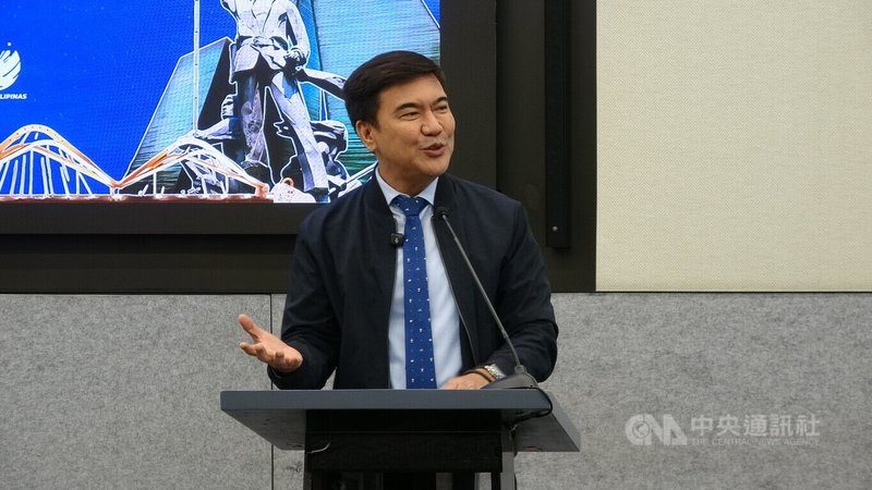菲律賓外國記者協會（FOCAP）21日在大馬尼拉BGC新興發展區辦理「矽盛世」論壇，軍事基地改建發展局局長賓坎表示，盼吸引台積電與鴻海等高科技企業前去投資。中央社記者林行健BGC新興發展區攝 115年9月21日