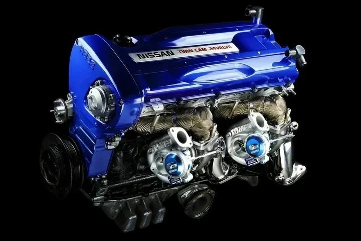 日产新一代 Skyline 要来了!搭载双涡轮 V6,还会有 6 速手动挡? 5 2fd74e3aa463bf9593344493092a8203b26066b1bd4870fc0f128cd10e515a34 article