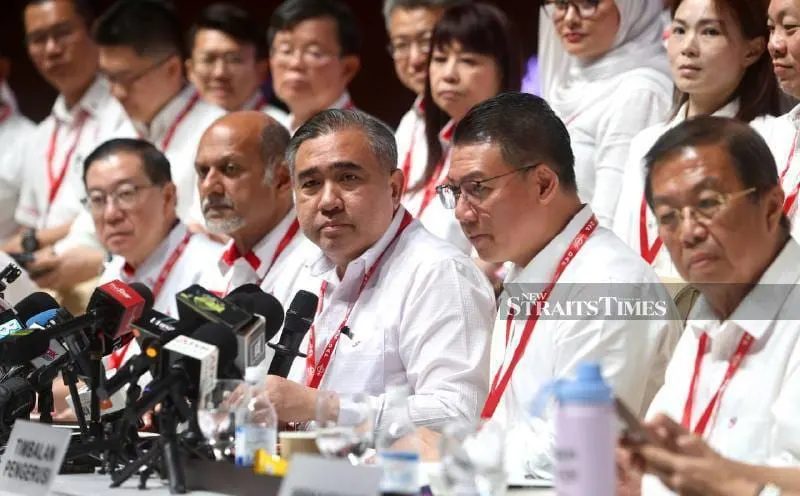 民行党1857票对242票续留团结政府 分析:现实妥协非真心合作 2 324ed05ce10eb6dc666bba12fc3c110c442132979452119d36e1469935b3acd9 article