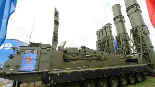 S-300V4导弹