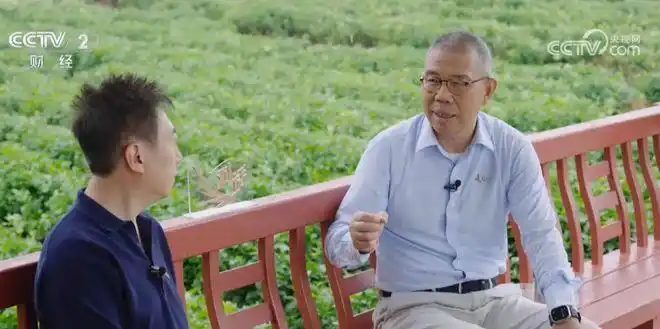 钟睒睒炮轰电商平台‘超级中间商’,呼吁限制平台权力而非零和博弈 1 33cc3295e2b5f7b7edf0a7e60939db1bacf6c05c2e6b31200a076663bf7d01e0 article