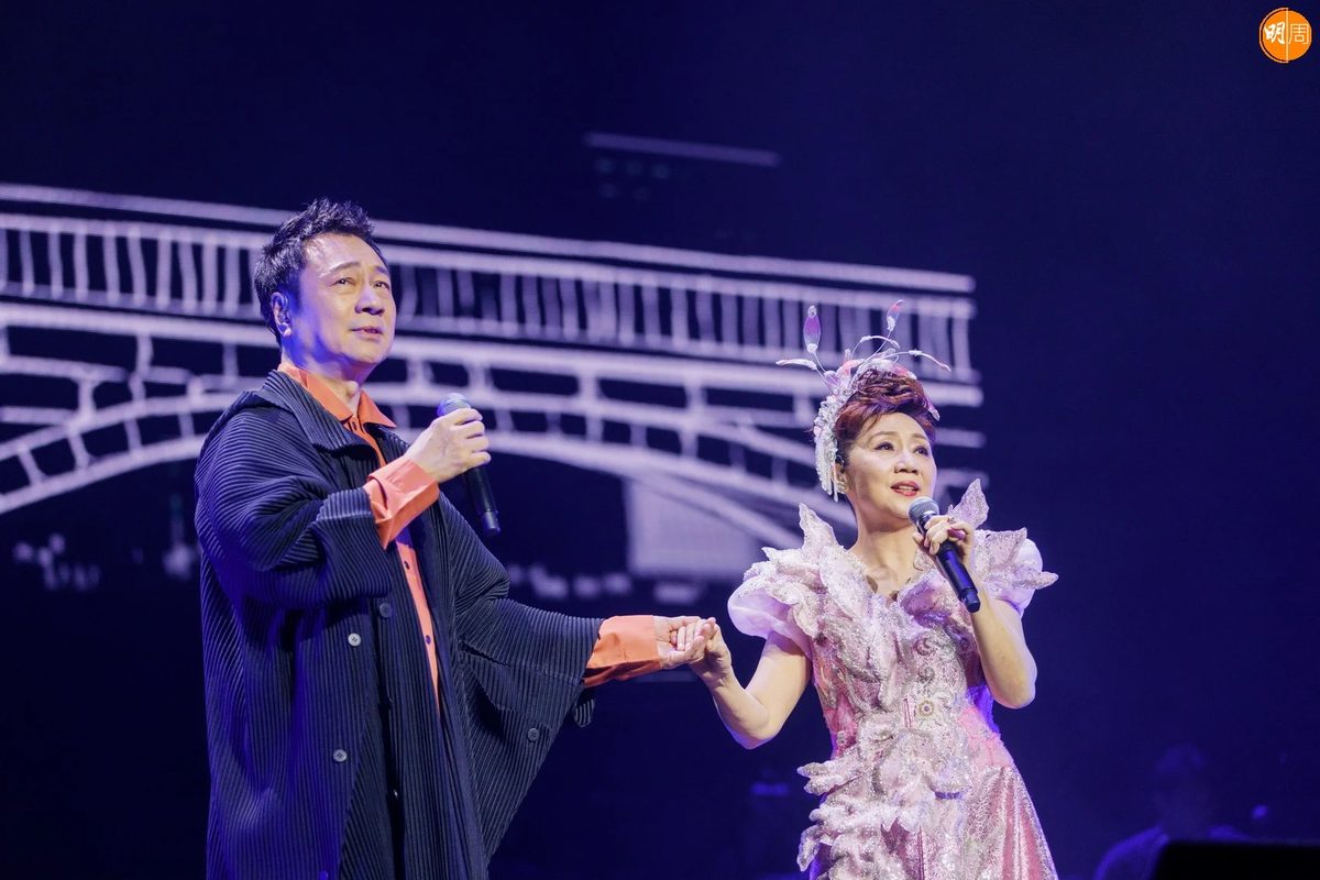 《张德兰情若真巡回演唱会》澳门站| 张德兰为汪明荃预祝79岁生日 感激余安安负脚伤撑场 2 3e99fac1c36d70c500542c4647aefdf2a95e6e58438e1f6e945c3bf582f6a9d4 article