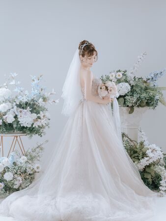 香草姐姐毕业4年「无预警PO婚纱照」!难得解放低胸开高衩:真幸福 | ETtoday星光云 | ETtoday新闻云 3 ▲▼香草姐姐,米卡米。(圖/翻攝自Instagram/mikamimiii_)