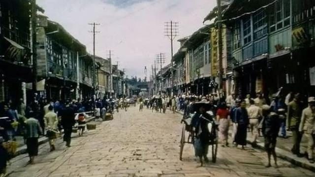 1938年李长之写《昆明杂记》惹众怒 遭驱逐离滇 1 45171c7a651cee7fb59c2efb60d116ce1ab4cd3af70d4db16462e0c38c16ad10 article