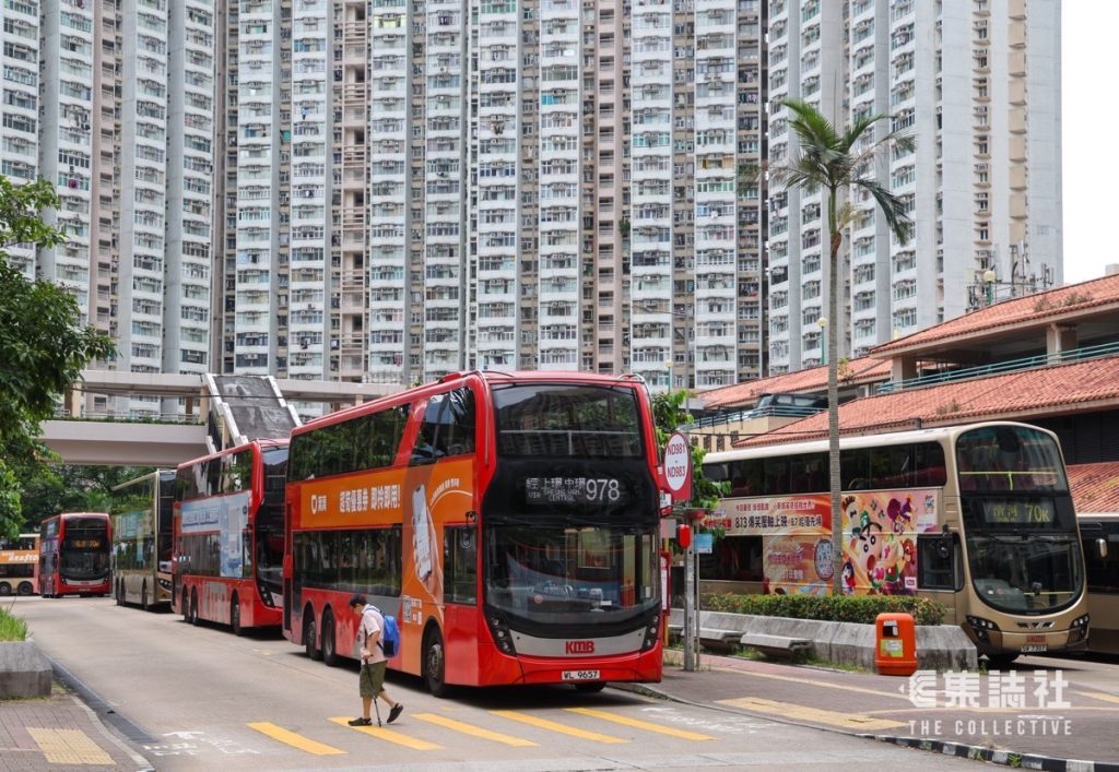 酷热天气|实测巴士温度 车厢最高温近 34°C 通风口喷 40 °C 热风乘客爆汗 1 488da9f4d5a1ffdf43fe5b0d6742b66e32a1e6c1c3bbd59326d86ca750ec7a05 article