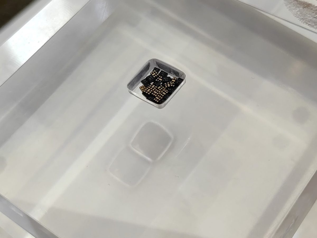 广州这条产线,要在海外厂商占95%的高频滤波芯片市场撕开一道口子 2 4a0f44ddeaedf77cbca3fe929911b166b297d2fcd39691c6fabddd10b39b544a article