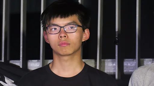 黄之锋:从学运领袖到中国《香港国安法》囚犯,重获自由未有期 4 4ae61e18d374ee7cb0fadc9d6a9650755b6b1567aac40eda14643dadd115d59f article