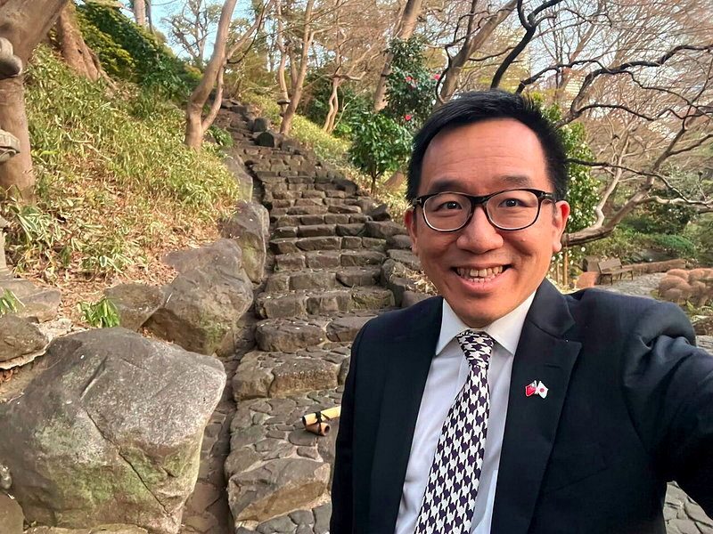 陈幸妤前男友劈腿被拆穿 陈致中反驳吴淑珍刁难说 1 凱達格蘭基金會執行長陳致中為近日網路對母親吳淑珍的不實指控感到氣憤,強調事實不容狡賴,不能含血噴人、胡說八道。圖/取自陳致中臉書