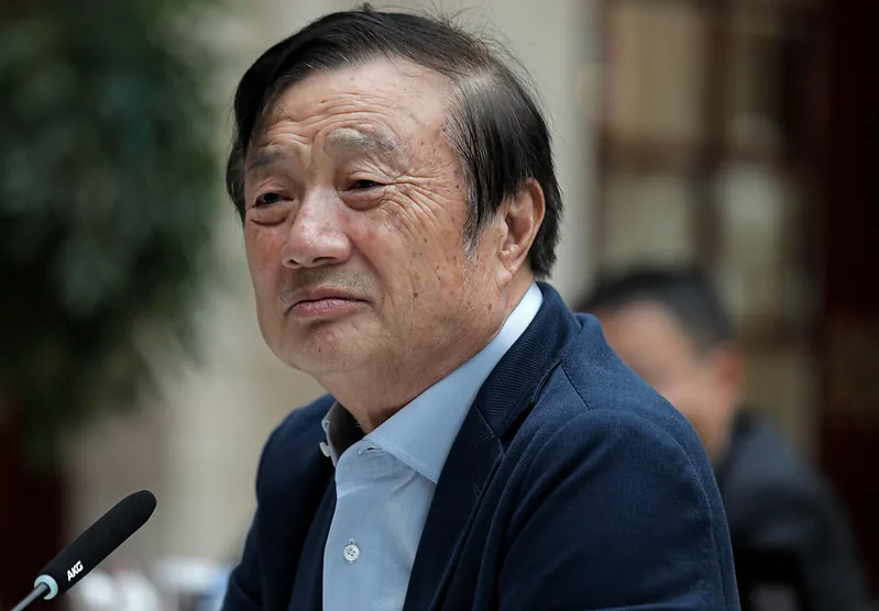 华为创始人任正非的资料照片。
