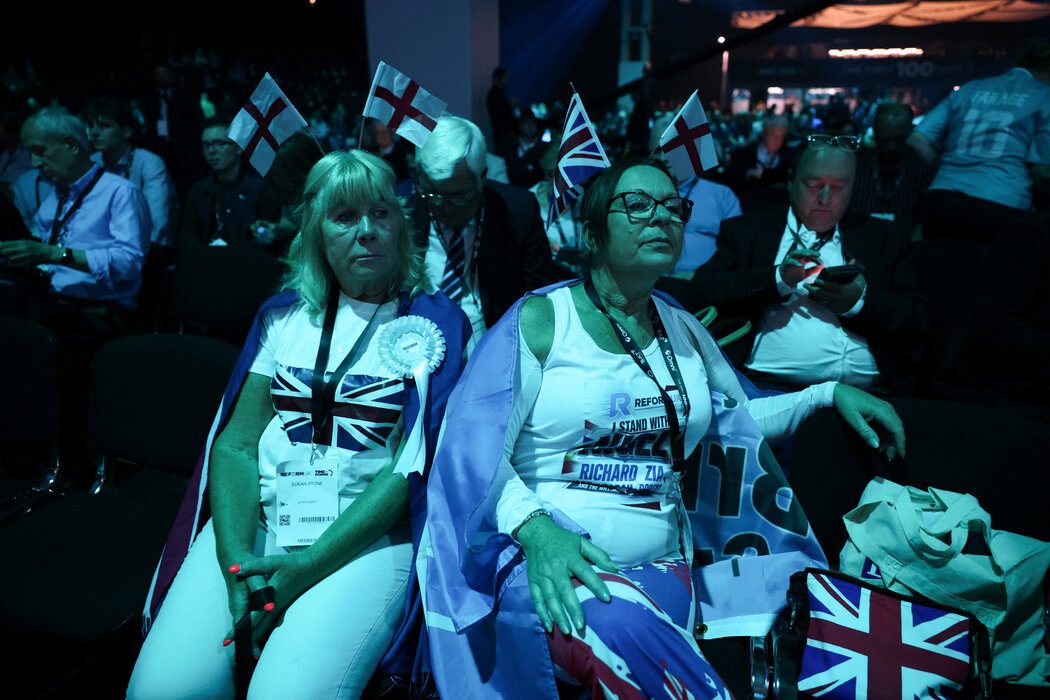 周六，英国改革党在英格兰伯明翰举行党大会。