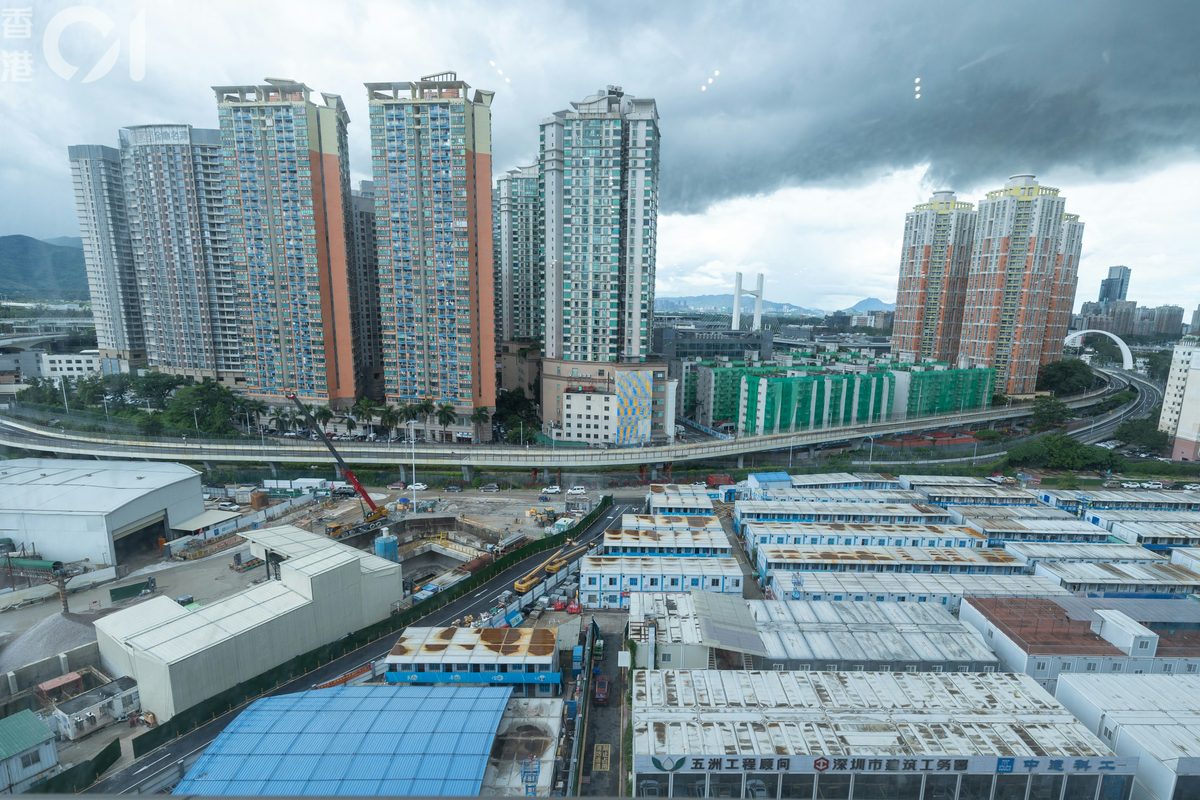 新皇崗口岸為深圳與香港之間唯一實行24小時旅檢通關的大型陸路口岸。（資料圖片／湯致遠攝）