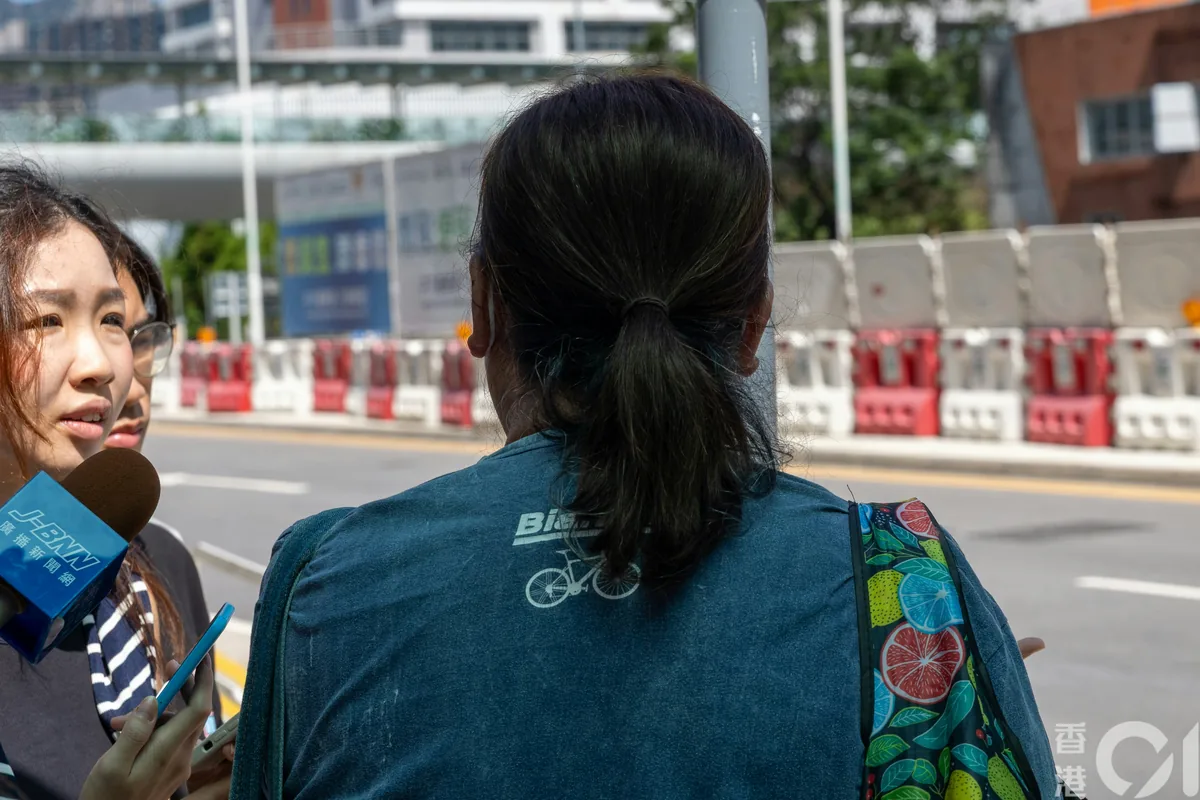 启德医院首日迎病人 交通痛点浮现:美孚来需55分钟 3 周女士從美孚到啟德醫院花了55分鐘。(湯致遠攝)