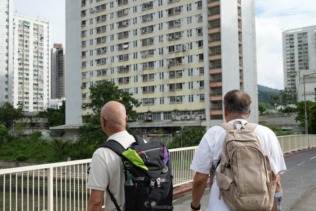 专访|宏福苑大火 业权收购死线前交信 遗属:失业主身分无阻寻真相 8 633cc3f231158669f6c977c1ddc89a5ef30d01d85d4e51efba3fa08bcc9c5cff article
