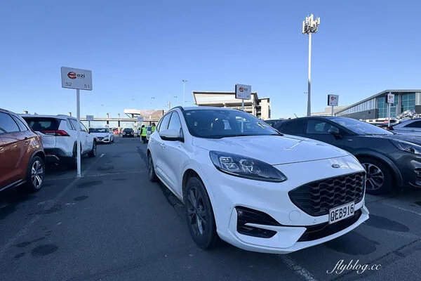 ▲▼紐西蘭自駕租車、國際駕照與交通規則注意事項。（圖／《飛天璇的口袋》授權提供）