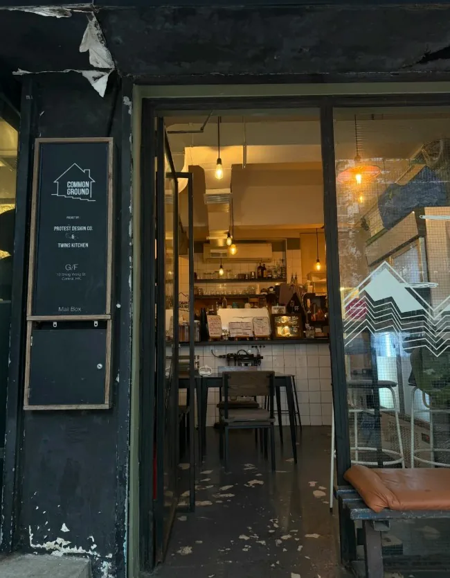 香港上环5家咖啡店推介:自助洗衣结合精品咖啡,营业至晚上10点的韩系Cafe 10 (momoo@小紅書)