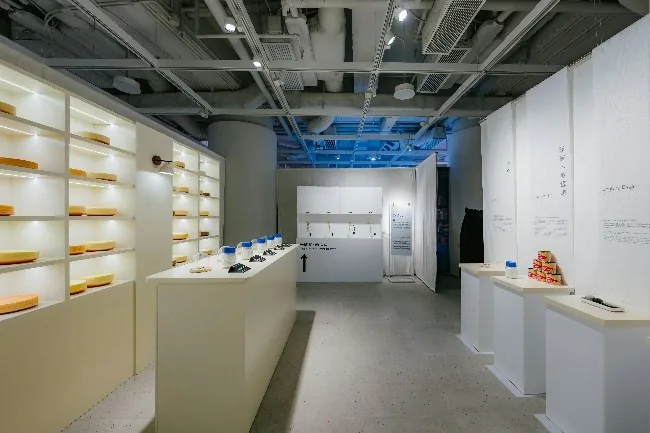 是次展覽重頭戲：嗅臭工房。