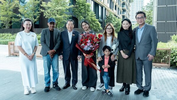 《美国达人秀》16岁素人少女夺冠!跃升国民金孙 泰首富霸气赠3500万豪宅 5 ▲妮妮(Nene Royal,本名Rattikarn Amloy),獲得泰國首富贈送的3500萬豪宅。(圖/翻攝自X)