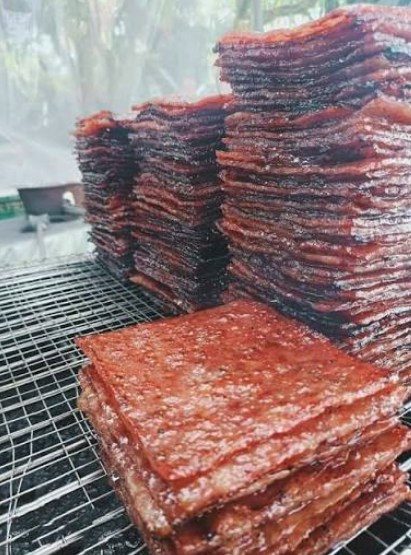 潮州黑心腊味厂用死因不明猪只制肉干 验出猪病毒阳性 警方调查 1 潮州一家臘味廠使用死因不明的豬肉來製作肉乾。(互聯網圖片,圖片與事件無關)