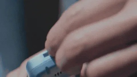 日本翻盖手机27年服务落幕 功能机出货首次跌破百万 13 Image