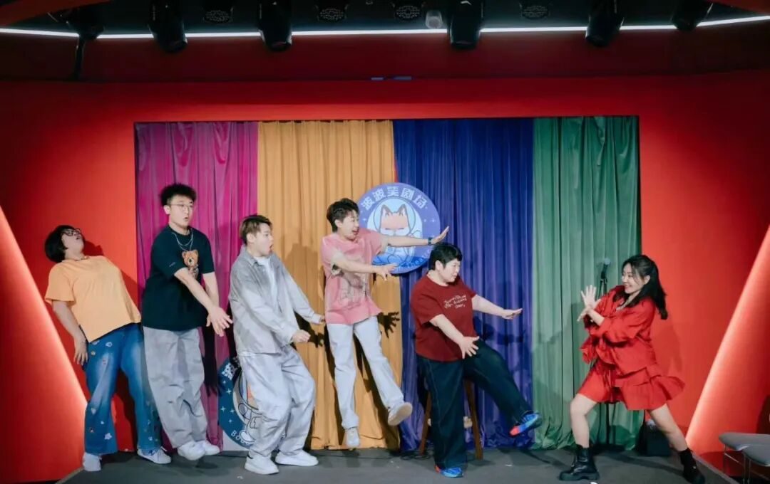 李波:被贴上东北网红抄袭标签的千万粉丝脱口秀演员 3 719628d0df87fb59ed52f98f6cd4c603ab9d8bf4ded6b8161e7b0ea5a91affe6 article