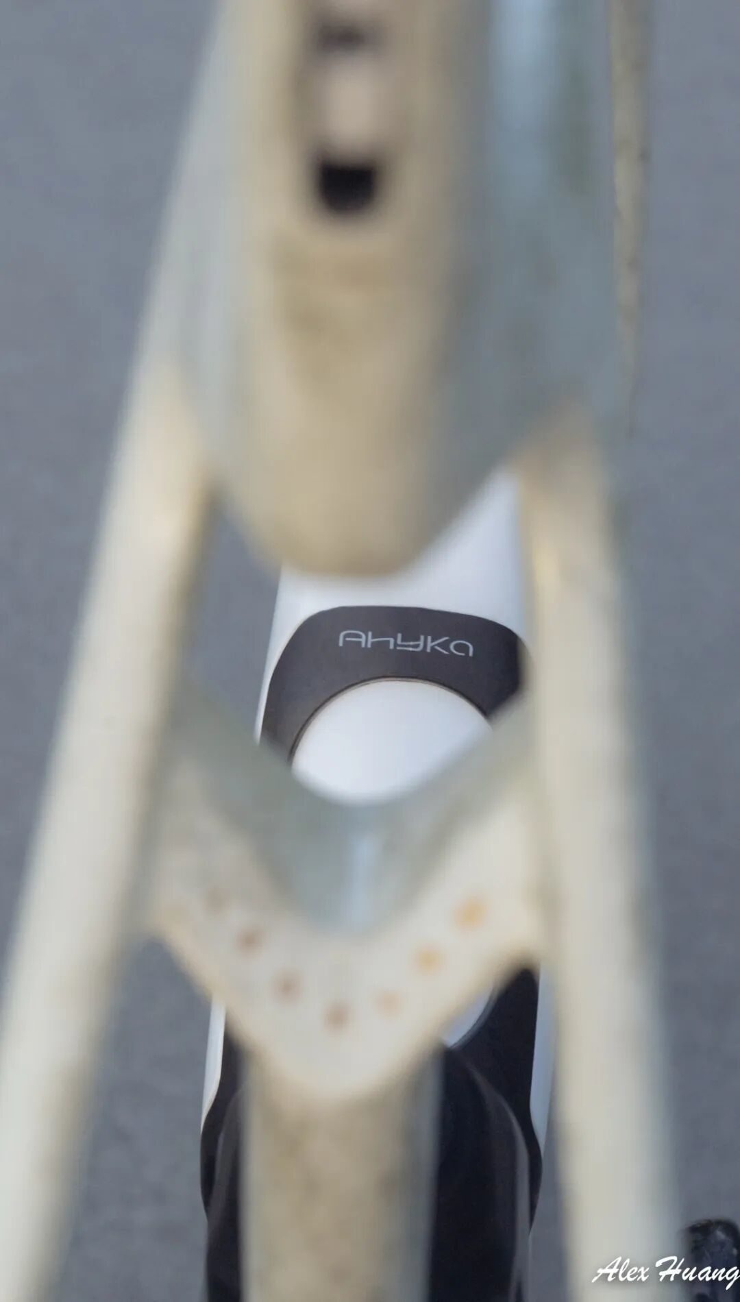 最值得买的顶级公路车?TREK 八代 Madone 评测 21 724d418209e59befec173991d05a37f157b013f0358a30373cbb7ff677020590 article