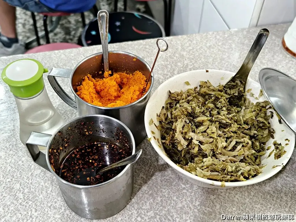 ▲▼台北大安古亭潮州街林記牛肉麵的半筋肉麵與免費加湯。（圖／《DARREN蘋果樹旅遊玩樂誌》授權提供）