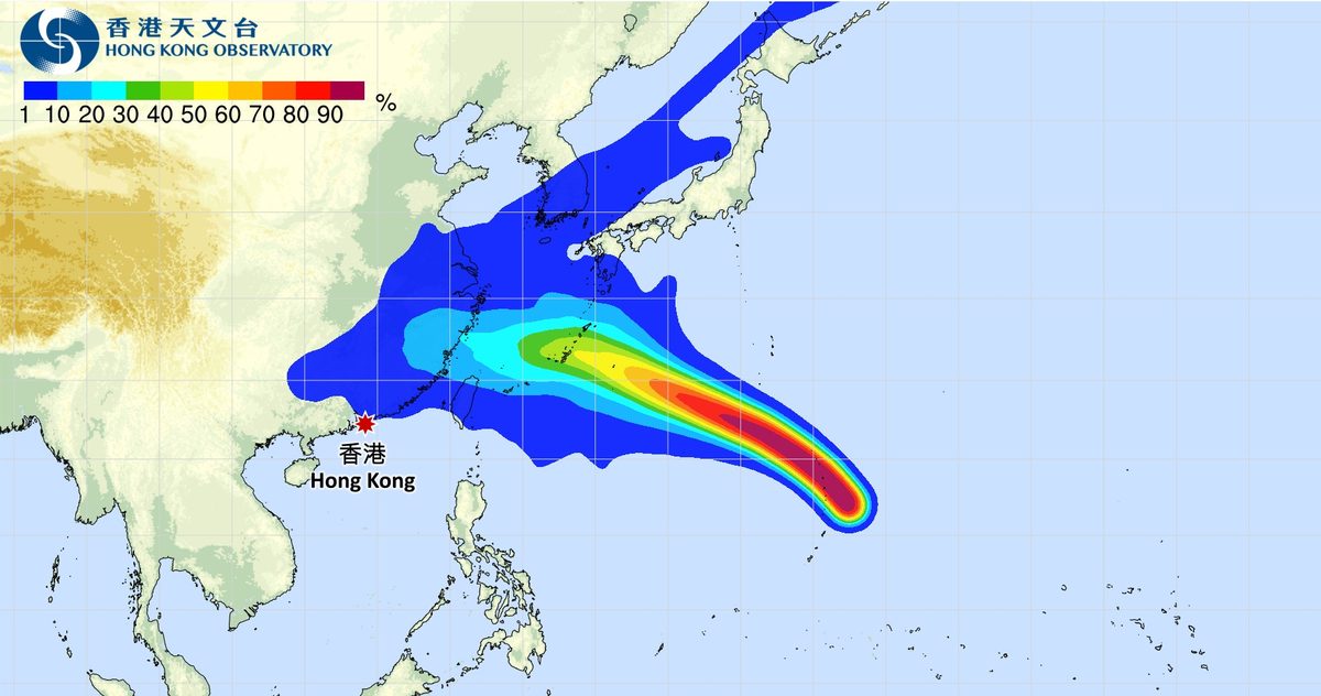 西北太平洋三风共舞 沙德尔或强台风级袭琉球影响游日 8 天文台8月22日更新的沙德爾路徑預測概率圖,料有50%移往琉球群島。(天文台圖片)