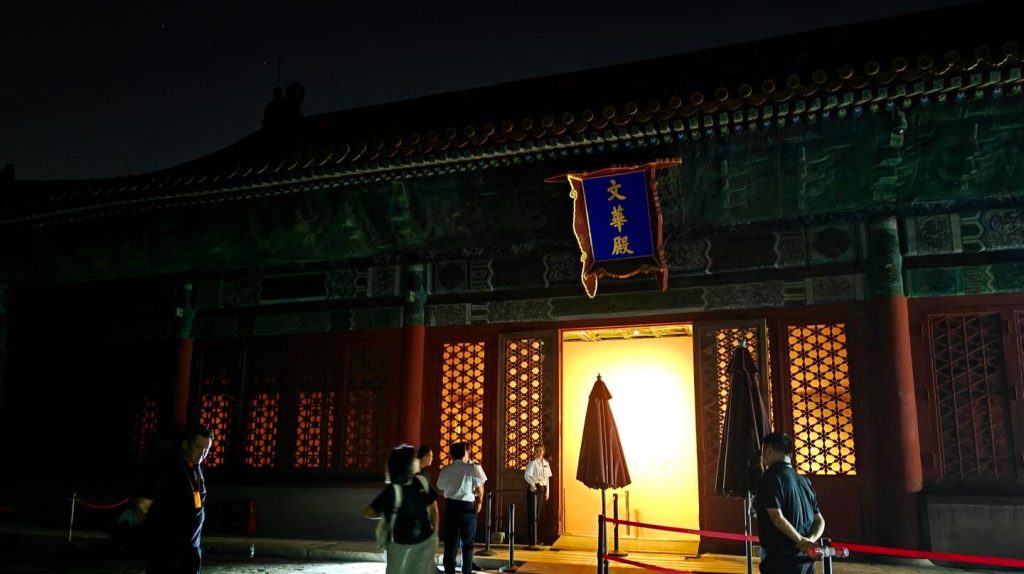 深度|故宫观展,何以越来越难 13 772b43363c535772613d9c8b477eaa9710ac637e2da3238bd3bd6fc308531c84 article
