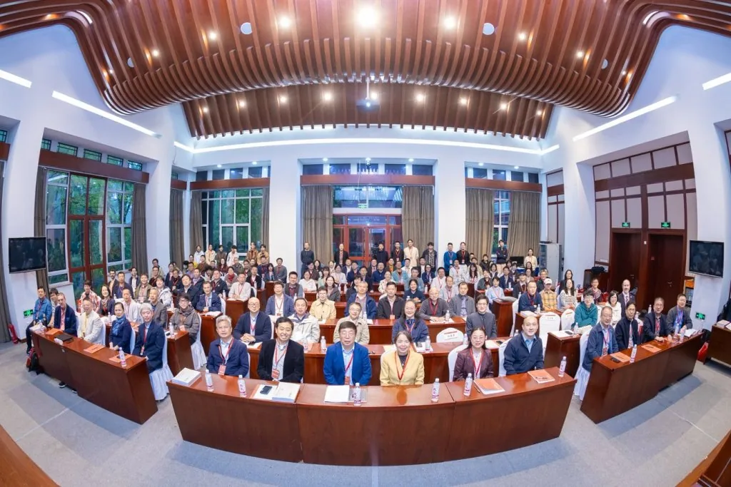 百余位学者在北京大学研讨中国哲学,纪念王中江七十寿诞 7 7c5280e05fc5ee7bfb6431a2a87e453134412af856e3e8a60becec0369e1ab40 article