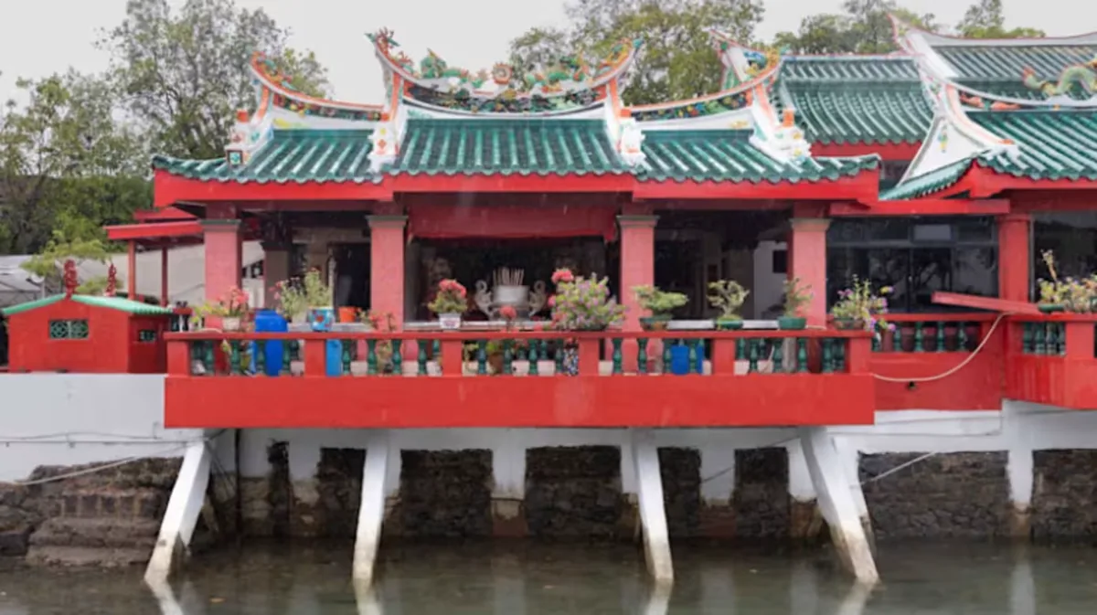 7c558493cc1cec5032f3fc0e58878562dcb037e7b4d21929bd0d7fdc65e6ab8d article