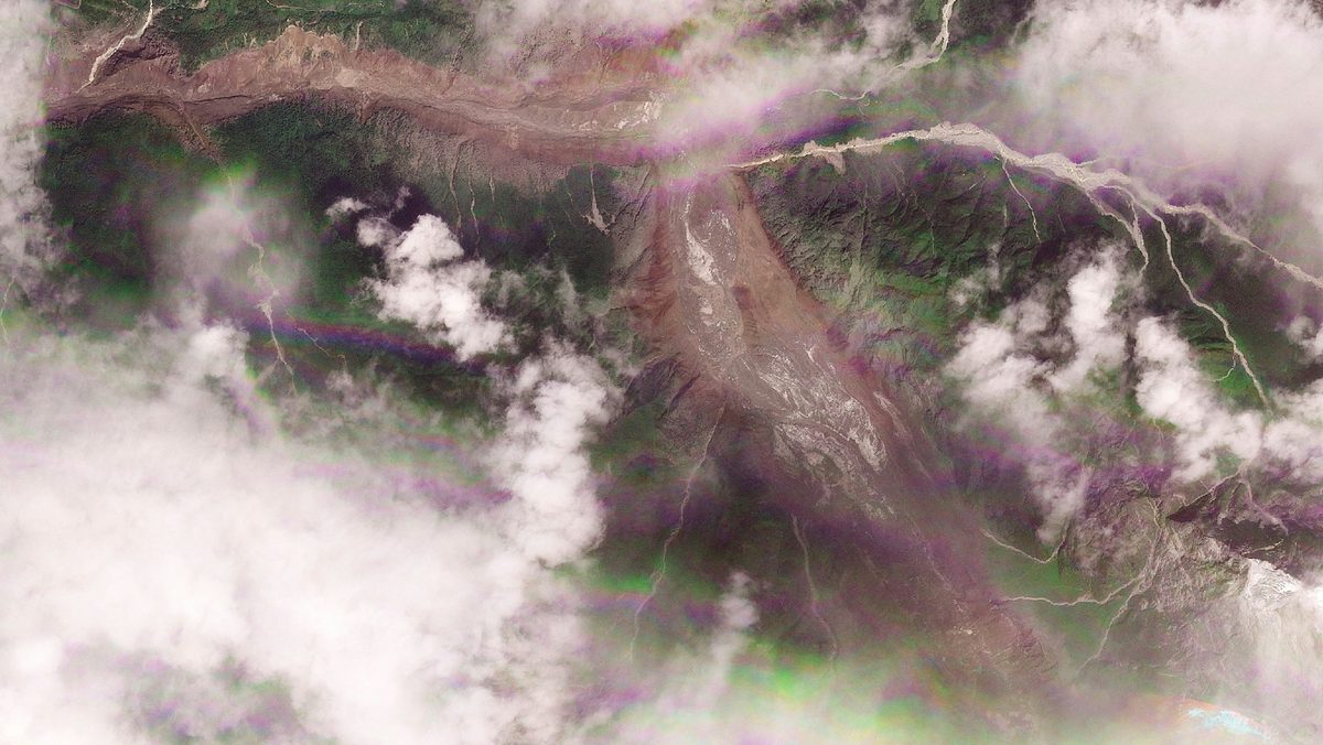 根據行星實驗室（Planet Labs）2026年8月26日、即洪水過後拍攝到的衛星圖片，可見現場淹水範圍之大。（路透社）