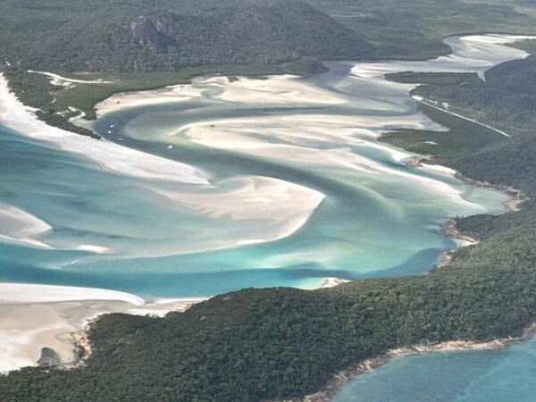澳洲大堡礁海空两种玩法 空中俯瞰心形礁、橡皮艇前往白天堂沙滩 3 ▲▼澳洲大堡礁一日遊。(圖/ReadyGo授權提供)