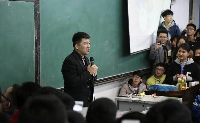 張雪峰是內地知名教育博主。（網上圖片）
