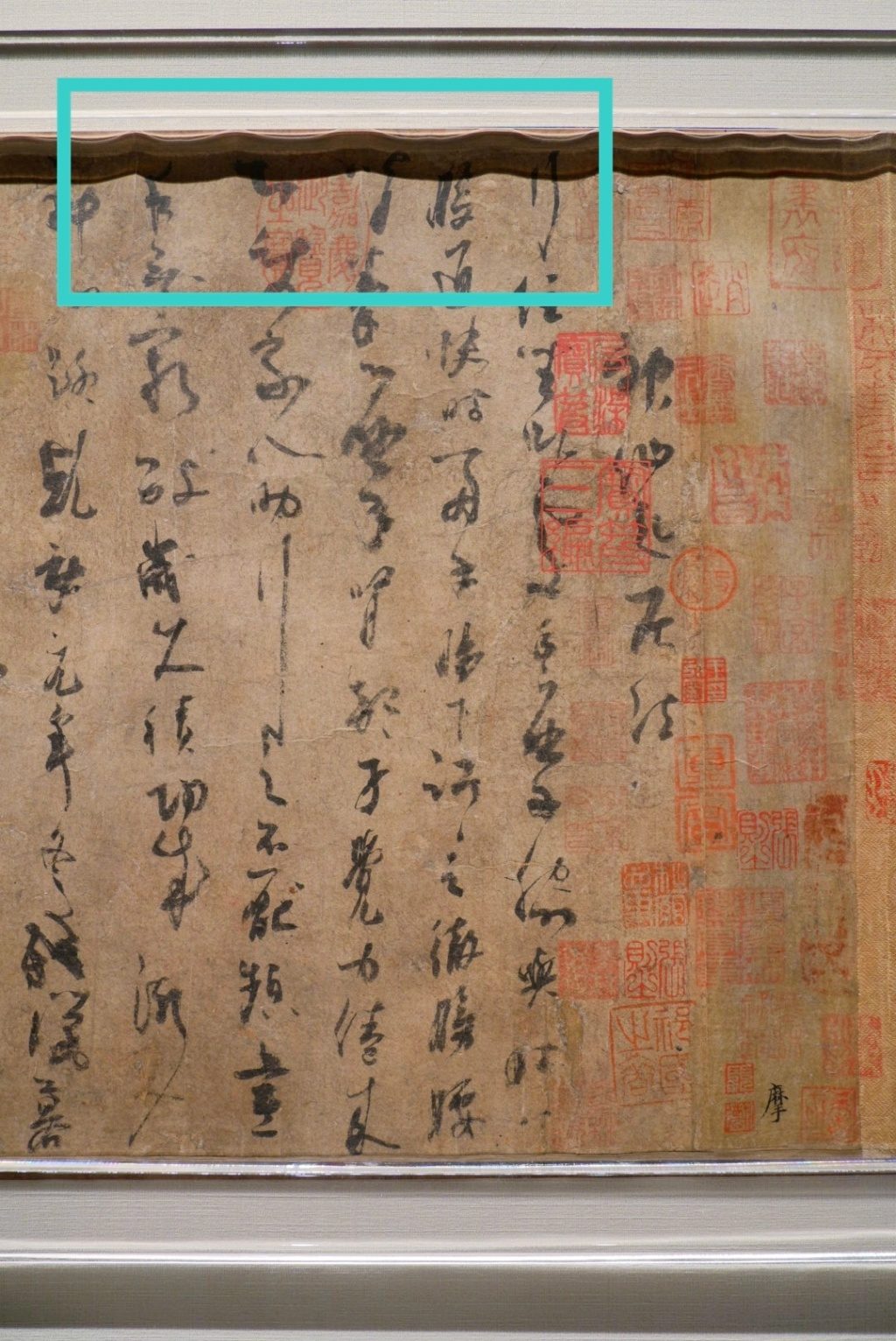 深度|故宫观展,何以越来越难 9 892bb16c6ed3063fe2aaeb438e582c22ef3c2212a2b70ac45f75fcc0e1d7a620 article